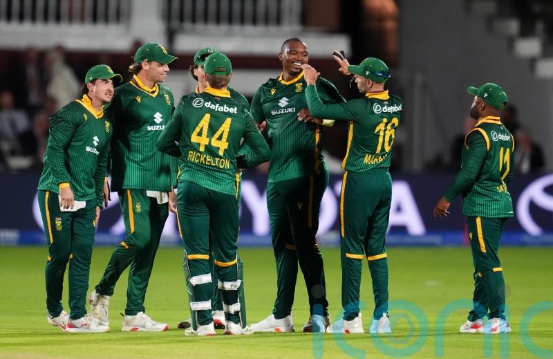 South Africa beat England by five runs to wrap up ODI series