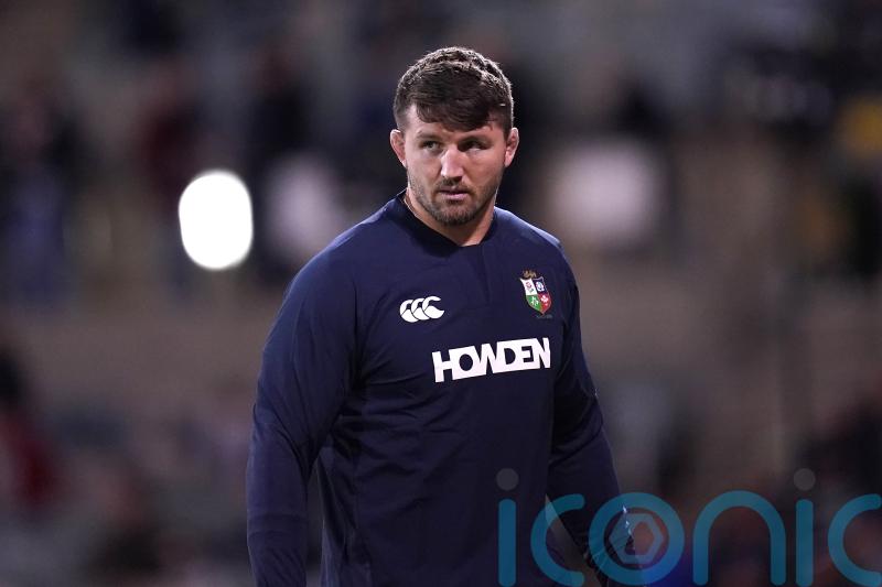 Tom Curry could be fit for England’s Autumn Series after wrist surgery