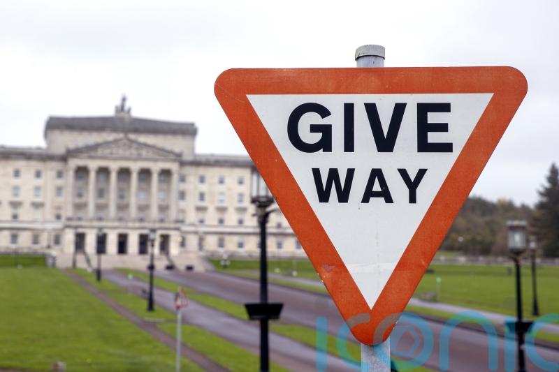 War of words ‘unsettling the Executive’, says former minister