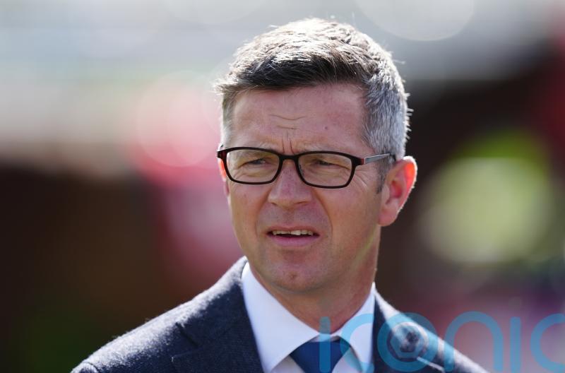 Sallaal part of strong line-up for Sandown feature