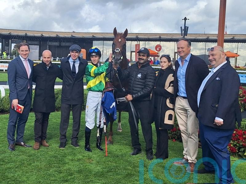 Spangled Sands sparkles at the Curragh to get off the mark