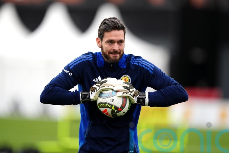 Craig Gordon back in Scotland squad despite not playing for Hearts this season