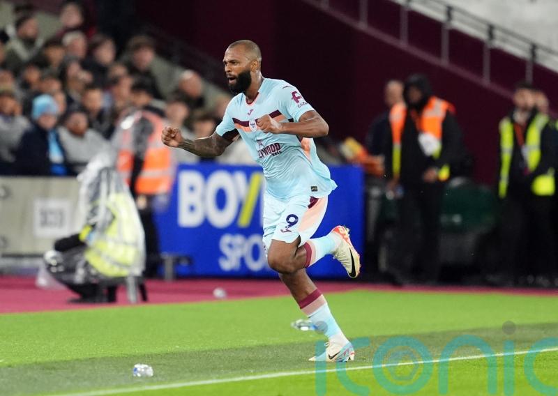 West Ham slump to defeat at home to Brentford as fans stage boycott