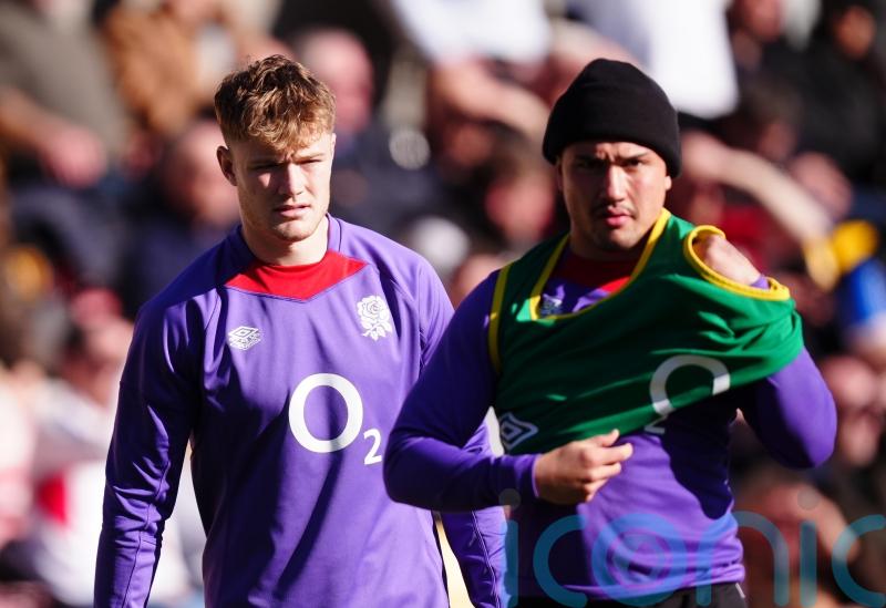 England ring the changes as Marcus Smith and Fin Smith both start against Fiji