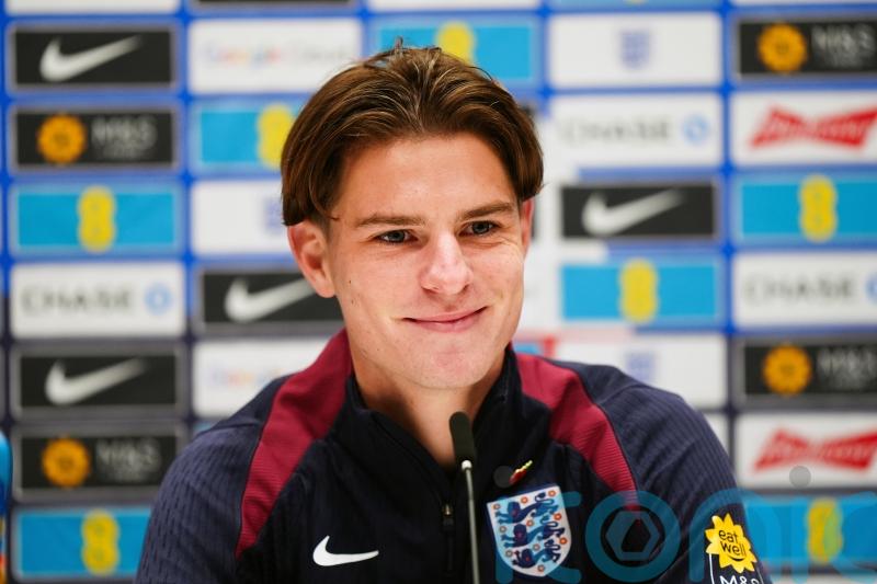 England’s Alex Scott happy to lean on stepsister Maya Le Tissier for advice