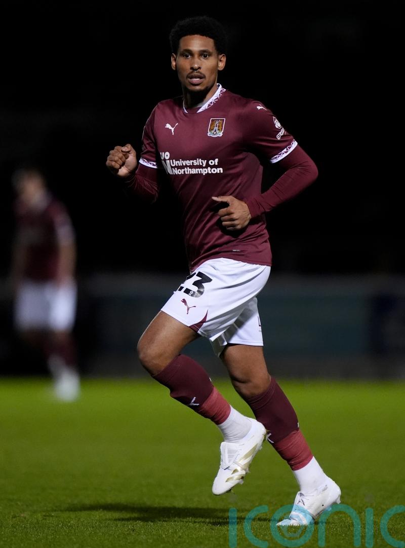 Omar Sowunmi and Will Hondermarck on target as Bromley beat Salford