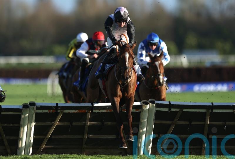 Highland Crystal shines brightest for Elliott