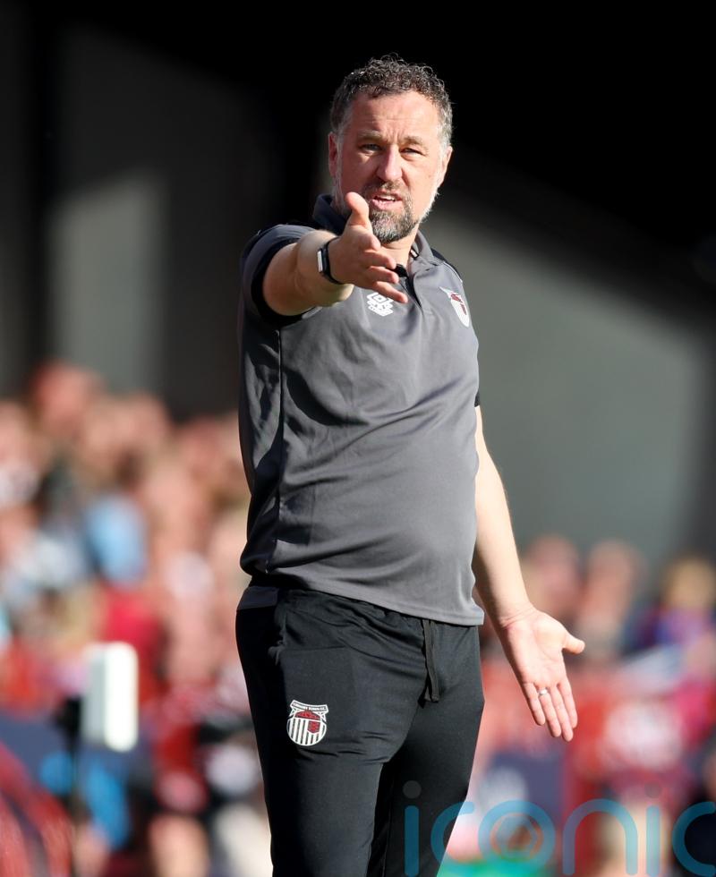David Artell hails Grimsby’s professional approach