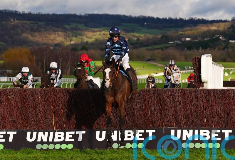 Blaze shows the Way home at Cheltenham