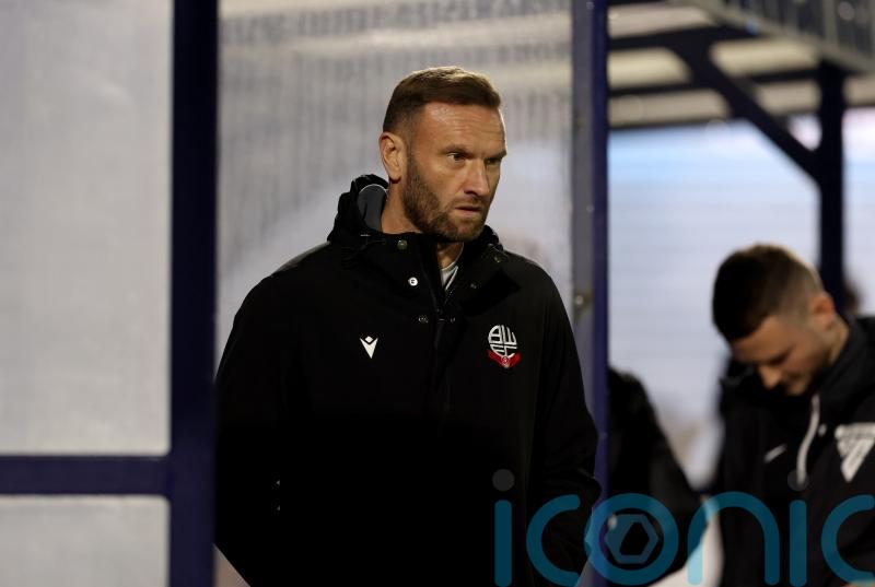 Ian Evatt &lsquo;had words&rsquo; with Blackpool players before second-half improvement