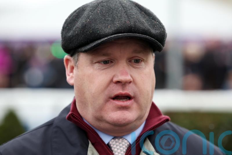 Red-hot Elliott bags another four at Leopardstown