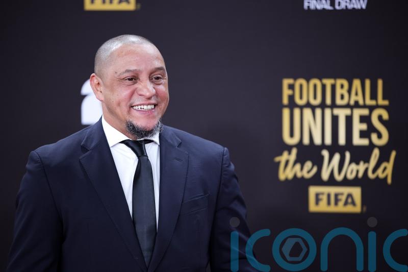 Roberto Carlos posts positive update after heart surgery