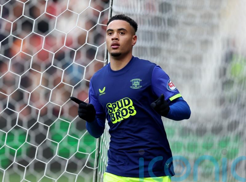 Lewis Dobbin scores as Preston maintain play-off push with win at Bristol City