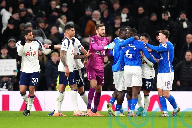 Tottenham booed off after Sunderland draw as pressure mounts on Thomas Frank