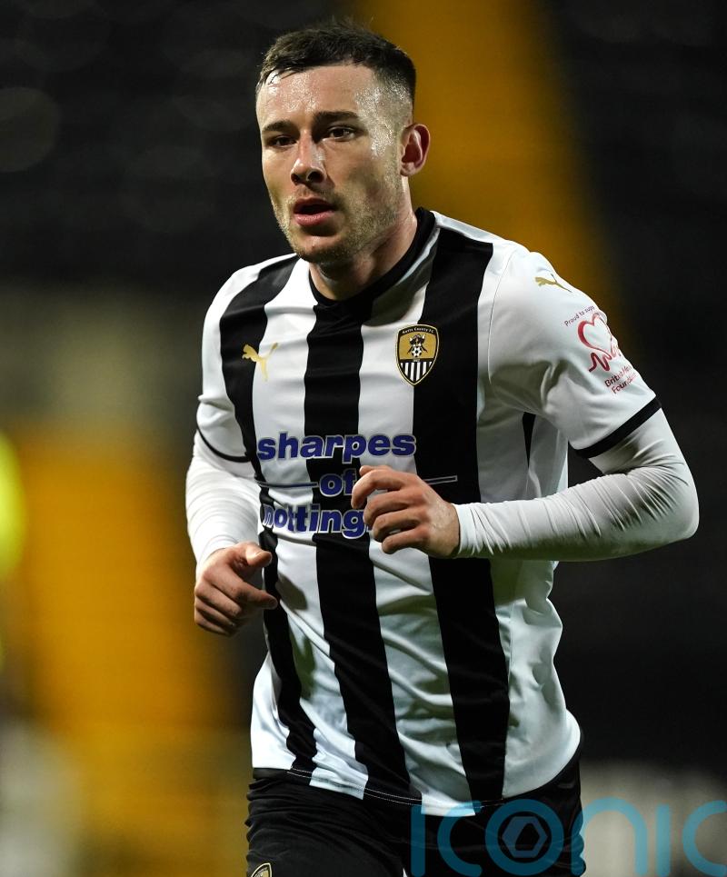 Callum Roberts scores the only goal as in-form Scunthorpe see off Southend