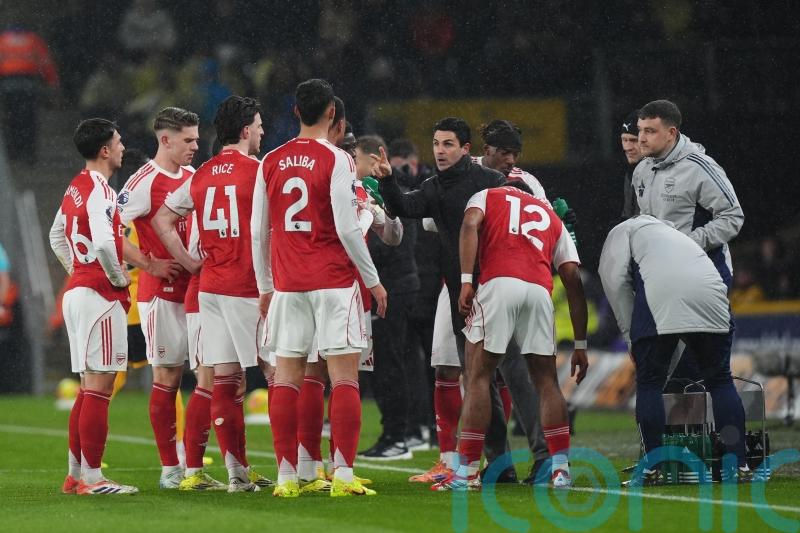 Mikel Arteta tells players to join another club if they cannot handle &lsquo;noise&rsquo;