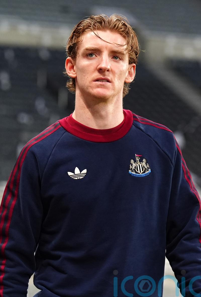 Anthony Gordon tells pundits Wayne Rooney and Alan Shearer to &lsquo;do better&rsquo;