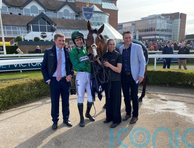 Le Frimeur could be Punchestown bound after Newbury strike