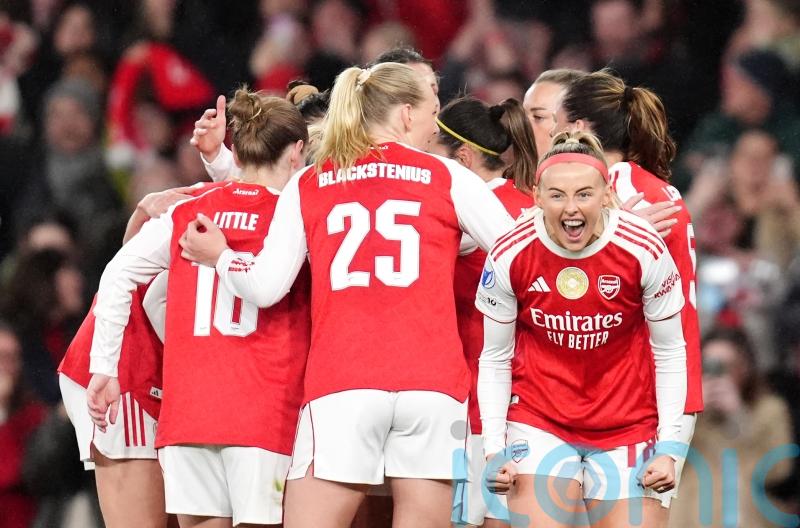 Arsenal take control of Women&rsquo;s Champions League quarter-final against Chelsea