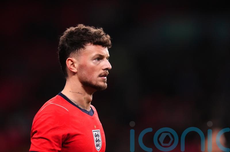 Saturday&rsquo;s briefing: Ben White returns and surprise Bristol City appointment