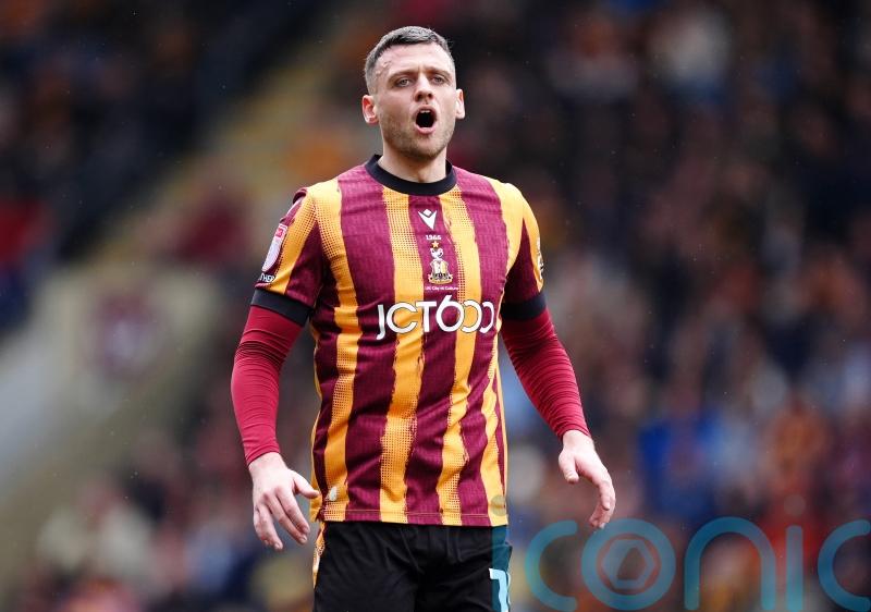Bradford battle back to beat Wycombe