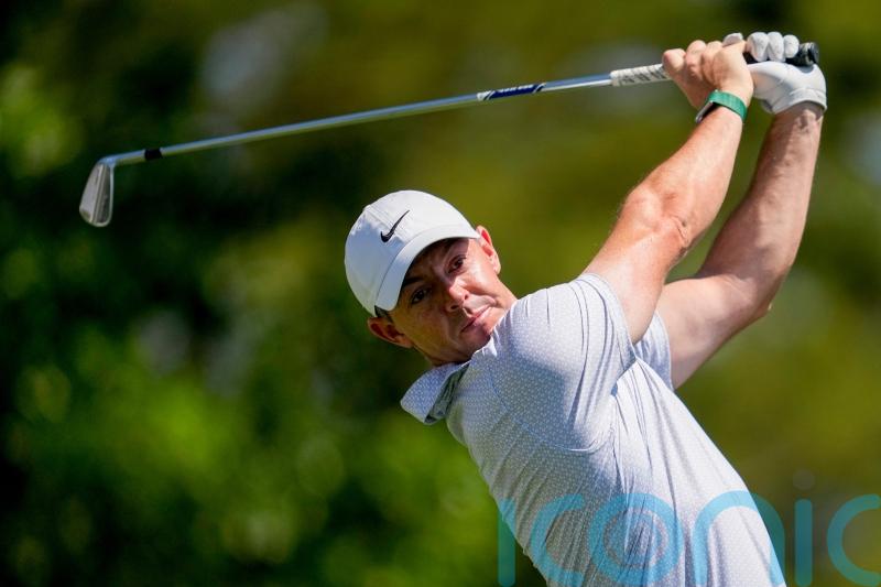 Rory McIlroy moves clear to strengthen grip on defence of Masters title