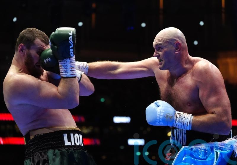 Tyson Fury wins comeback fight against Arslanbek Makhmudov by unanimous decision