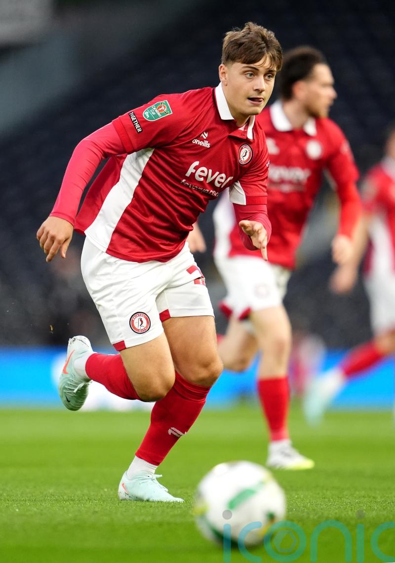 Josh Stokes and Tayo Edun on target as Stockport remain in play-off hunt