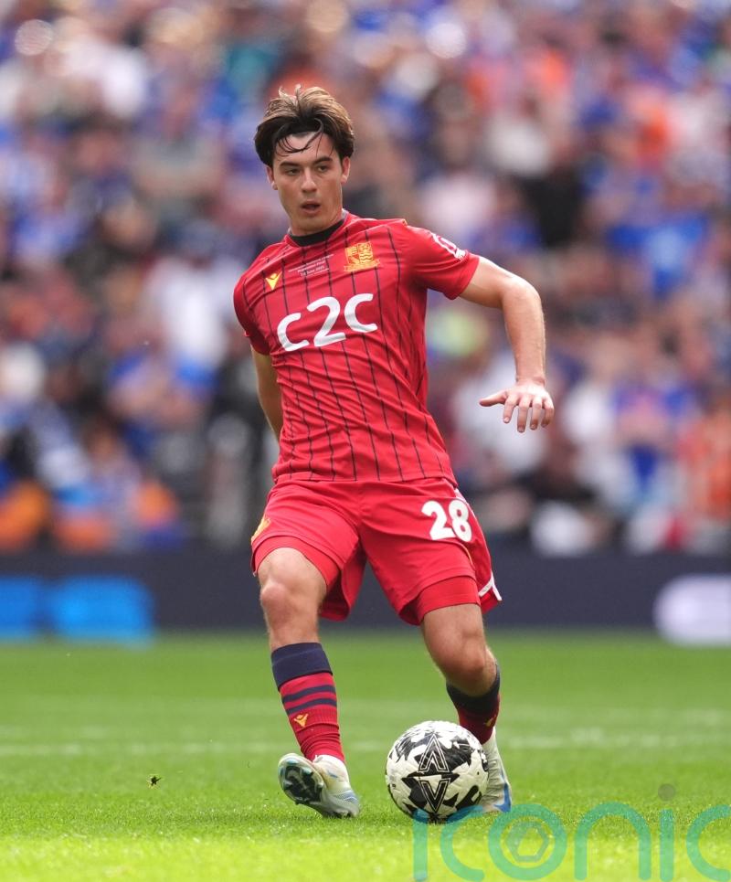 Southend warm up for play-offs by hitting six past Halifax