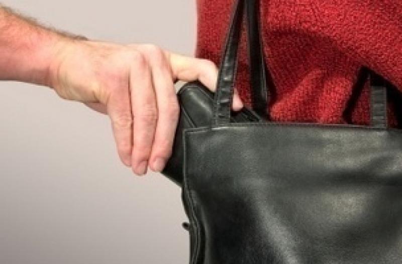 Opportunist thieves steal personal belongings at UHL 