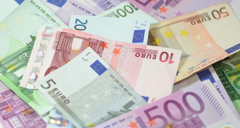 Clare syndicate wins &euro;50,000 prize on National Lottery scratch card purchased in Limerick