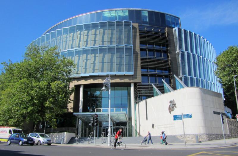 Jury begins considering their verdict in Dundalk taxi driver murder trial