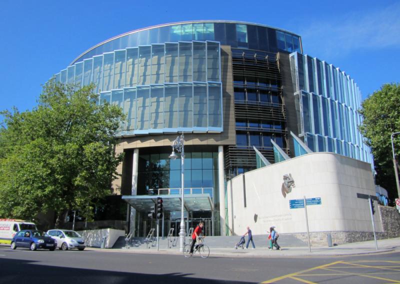 Jury begins considering their verdict in Dundalk taxi driver murder trial