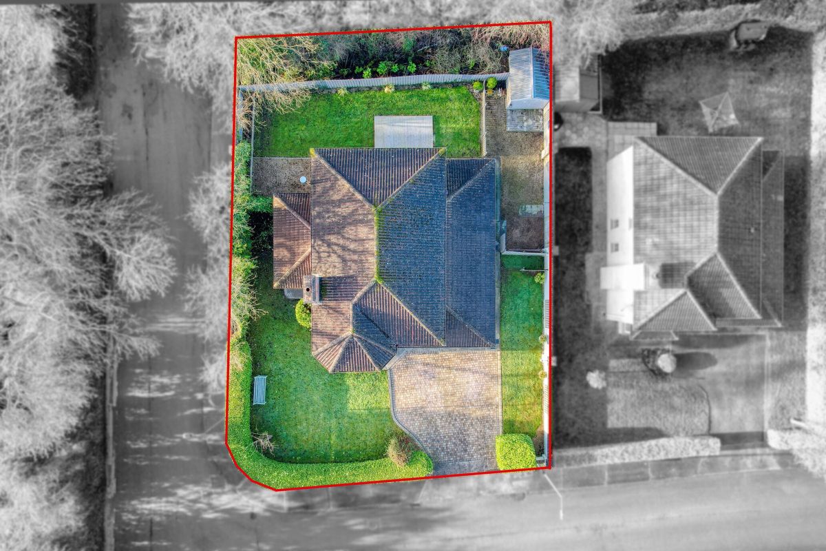 PICTURES Spectacular Longford house with tasteful interior hits the market for surprise price