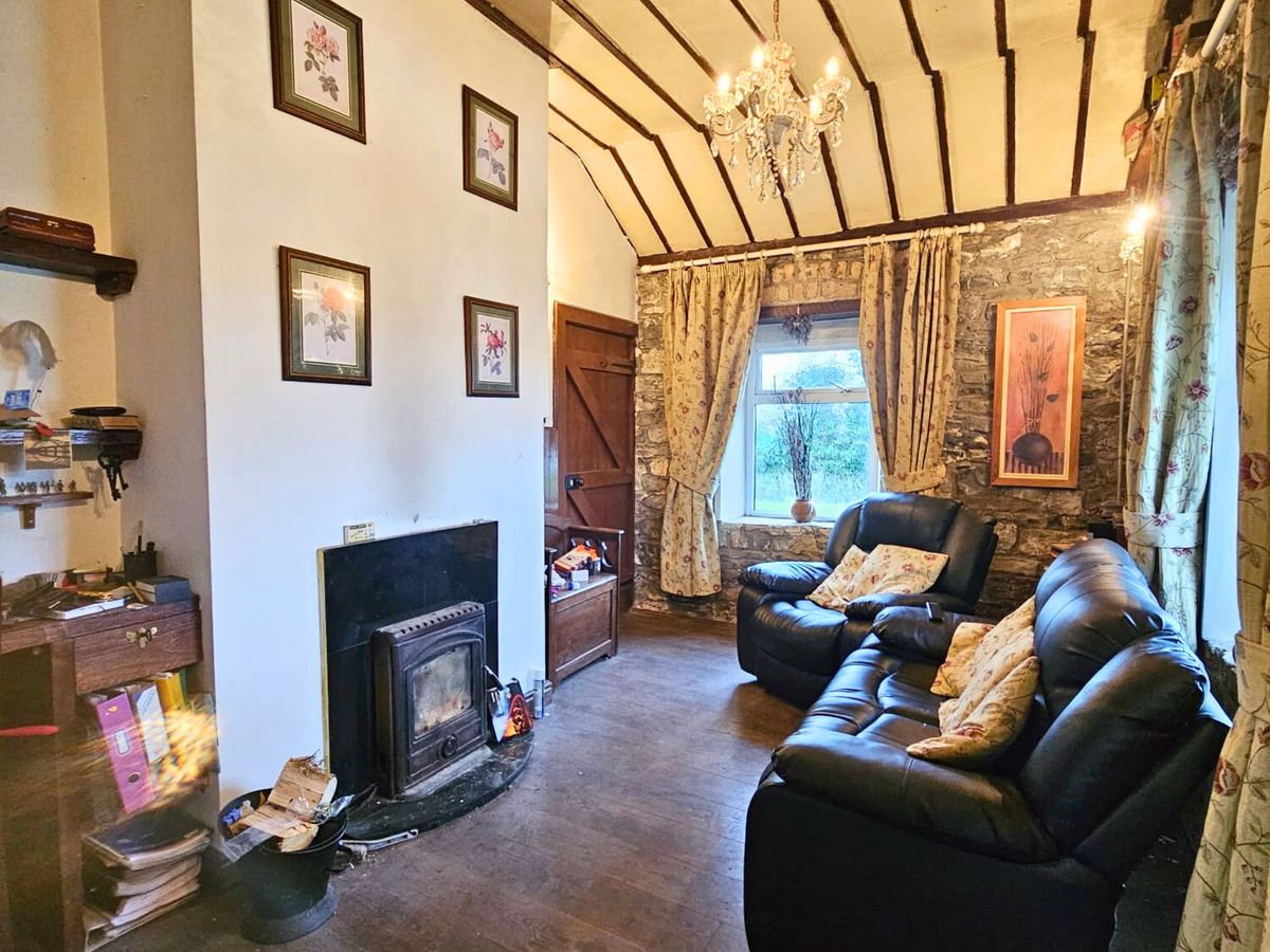 PICTURES Charming Louth cottage with RTE Cheap Irish Homes potential