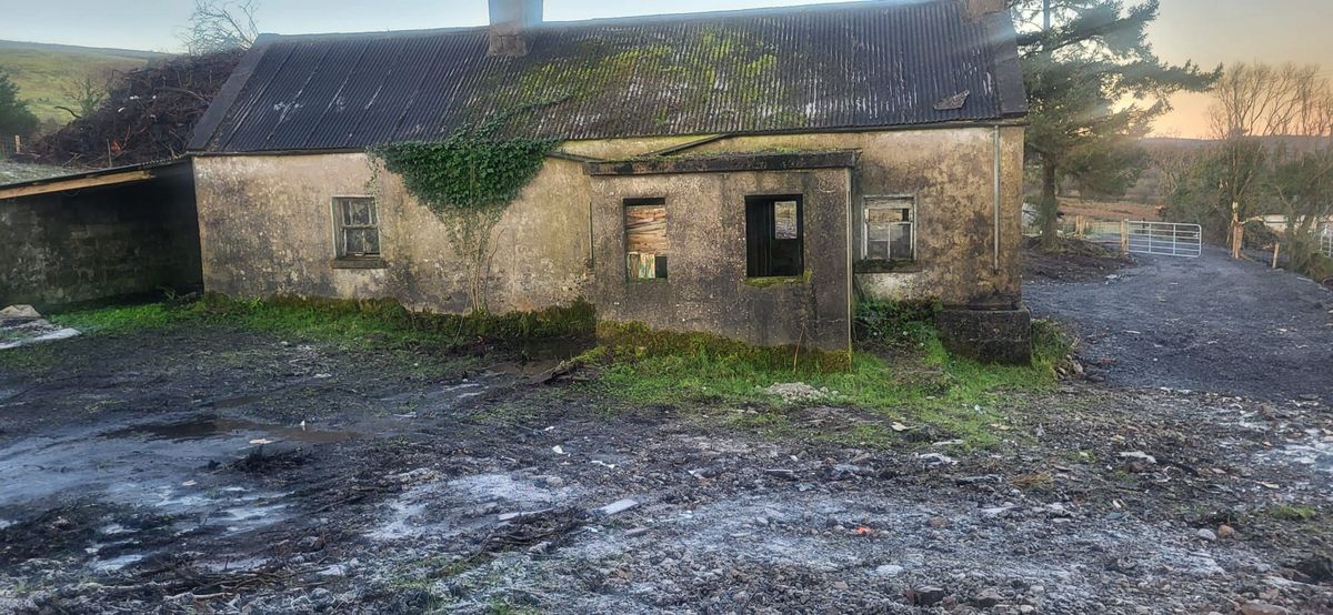 PICTURES The cheapest house in Ireland? Leitrim cottage up for grabs