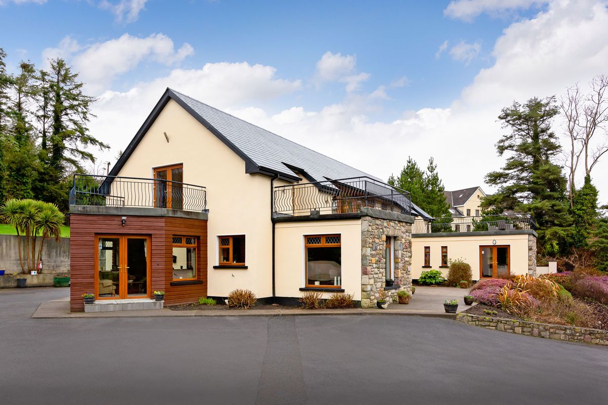 PICTURES Inside incredible Mayo house as 5bed mansion hits the market